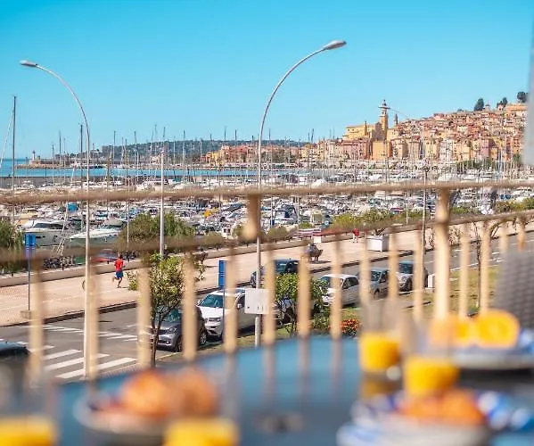 Appartamento La Grande Palmeraie - Spacieux Avec Vue Mer, Terrasse, Port De Garavan
